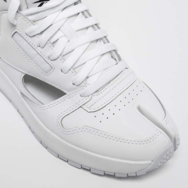 Pre Owned Maison Martin Margiela Reebok White Leather Tabi High Top Sneakers Size 39