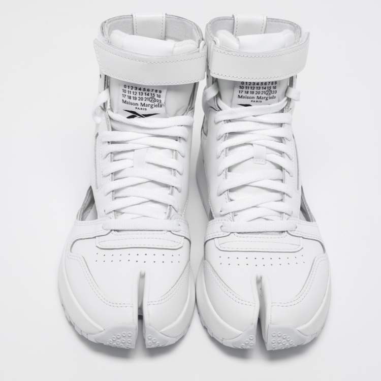 Pre Owned Maison Martin Margiela Reebok White Leather Tabi High Top Sneakers Size 39