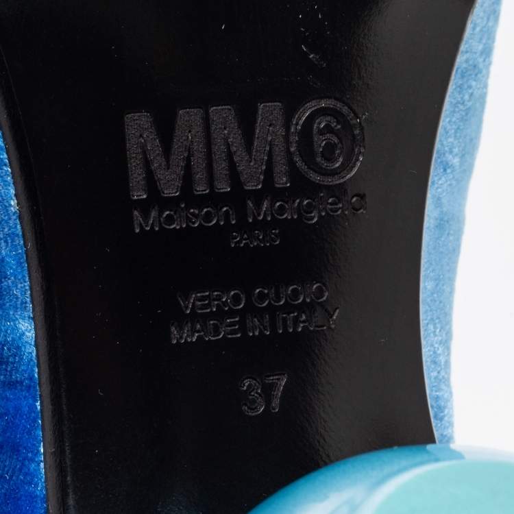مملوكة مسبقًا  Maison Martin Margiela Blue Velvet Ankle Boots Size 37