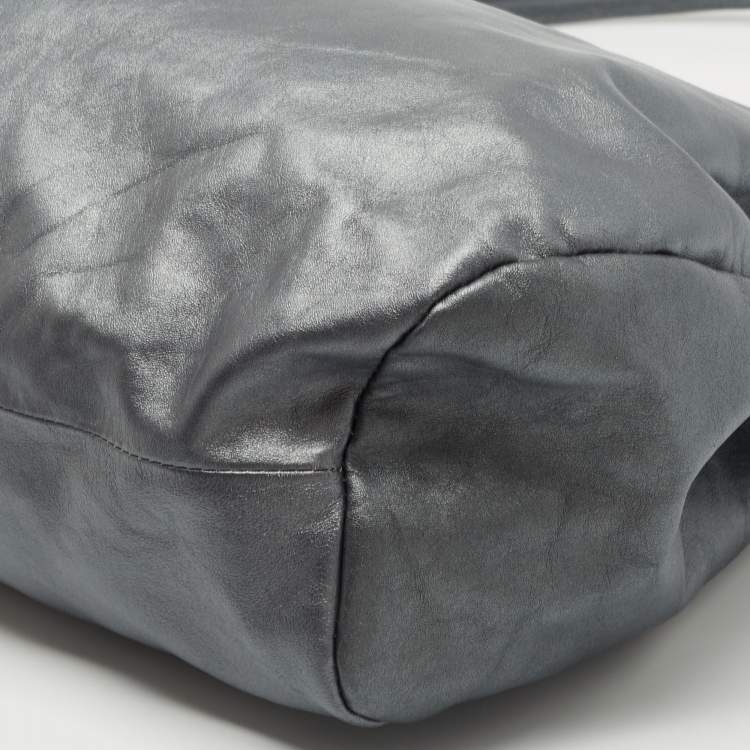 Pre Owned Maison Martin Margiela Silver Leather Shoulder Bag
