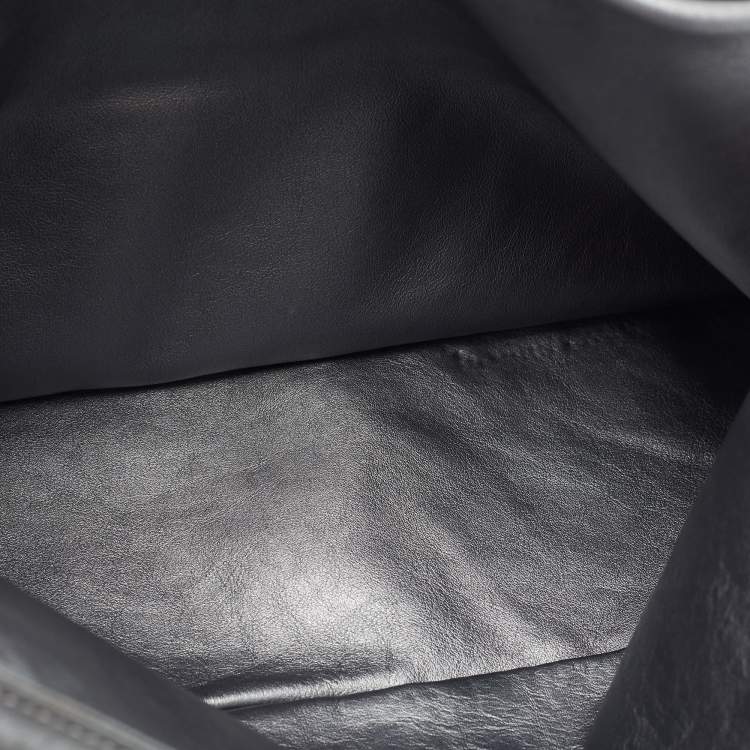 Pre Owned Maison Martin Margiela Silver Leather Shoulder Bag