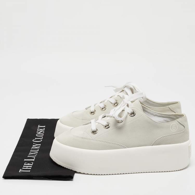 Pre Owned Maison Martin Margiela Grey Suede Tabi Lace Up Sneakers Size 39