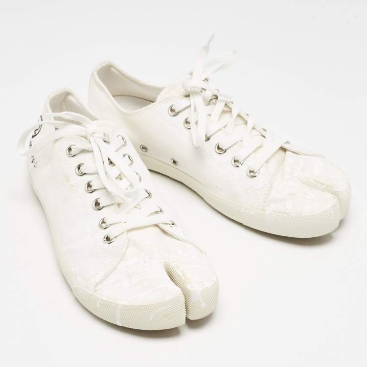 Pre Owned Maison Martin Margiela White  Canvas Tabi Low Top Sneakers Size 41