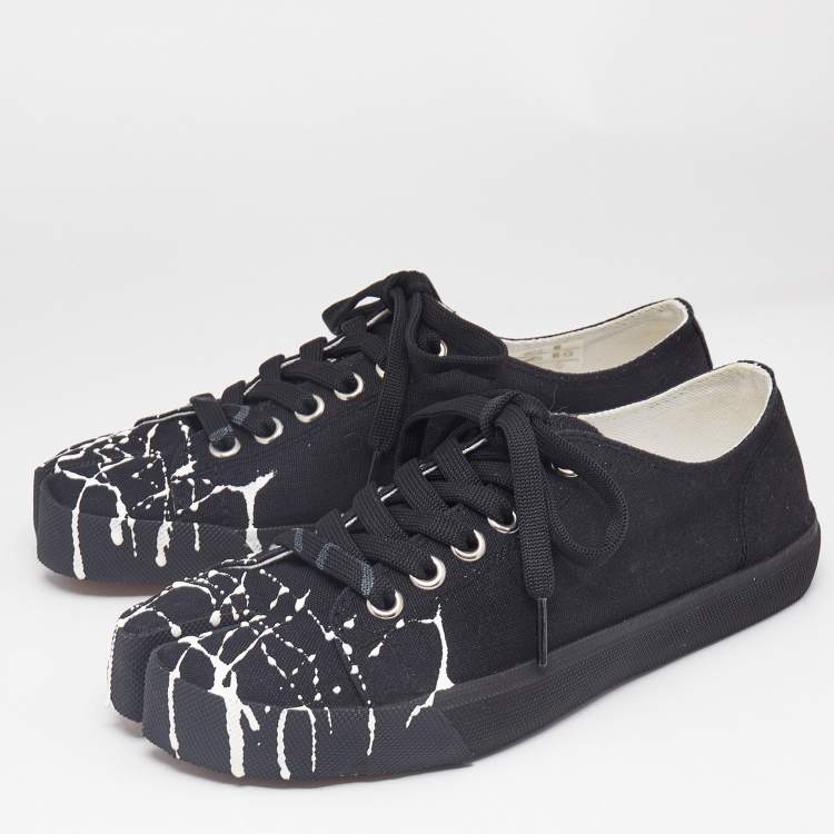 Pre Owned Maison Martin Margiela Black/White Splatter Canvas Tabi Low Top Sneakers Size 37