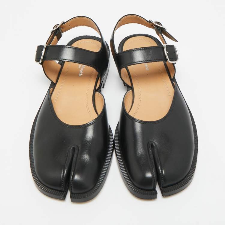 Pre Owned Maison Martin Margiela Black Leather tabi Ankle Strap Flat Sandals Size 37