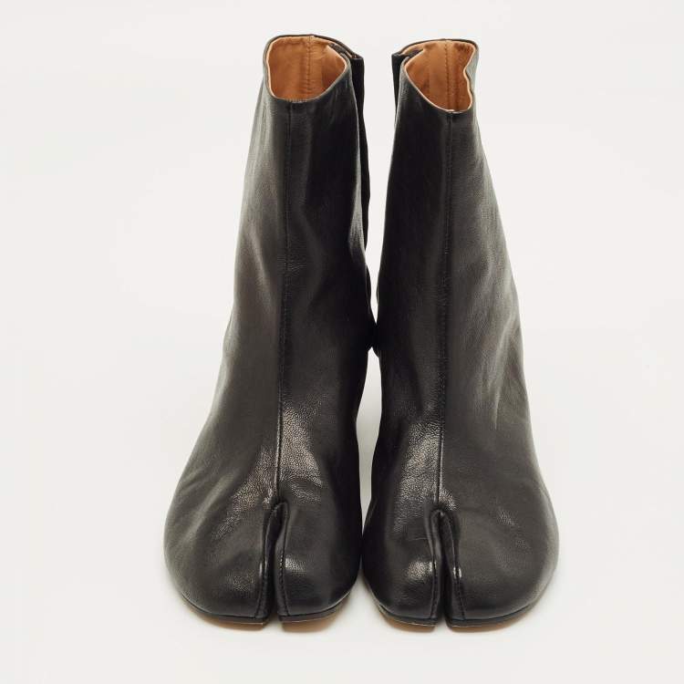 Pre Owned Maison Martin Margiela Black Leather Tabi Ankle Length Boots Size 37