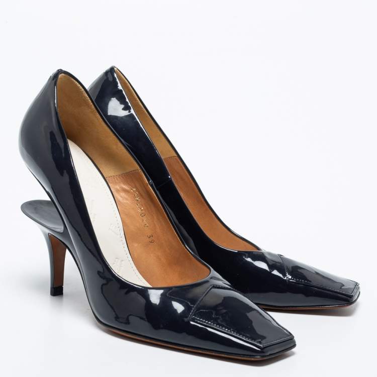 Pre Owned Maison Martin Margiela Dark Blue Patent Leather Cut Out Heel Pumps Size 39