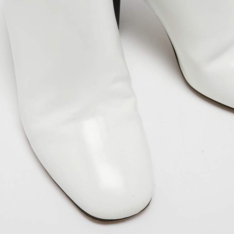 Pre Owned Maison Martin Margiela White Leather Block Heel Mules Size 38.5