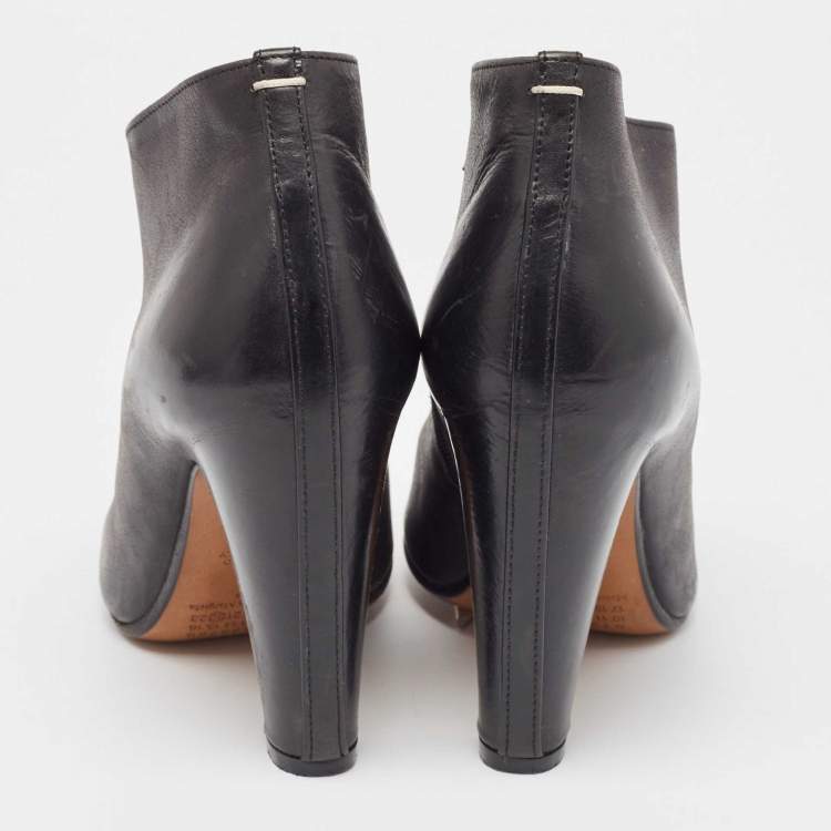 Pre Owned Maison Martin Margiela Black Leather Open Toe Ankle Booties Size 37