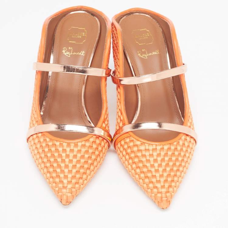 مملوكة مسبقًا Malone Souliers Orange/Rose Gold Woven Satin and Leather Maureen Mules Size 37