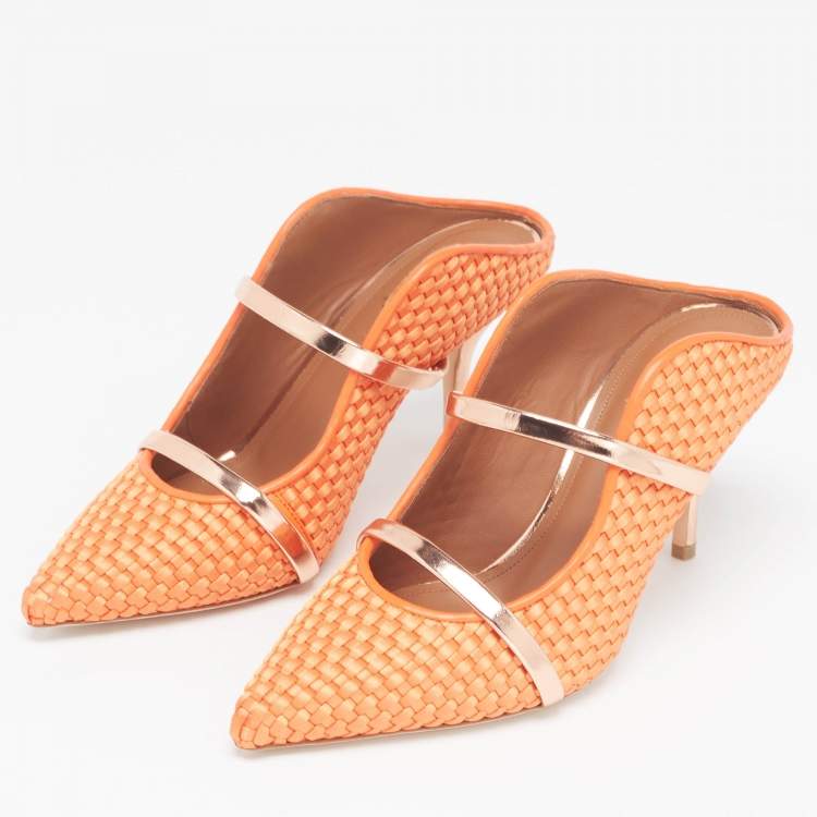 مملوكة مسبقًا Malone Souliers Orange/Rose Gold Woven Satin and Leather Maureen Mules Size 37