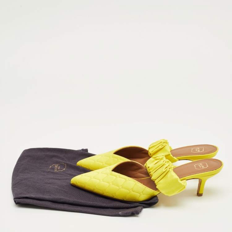Pre Owned Malone Souliers Yellow Satin Maisie Mules Size 38.5