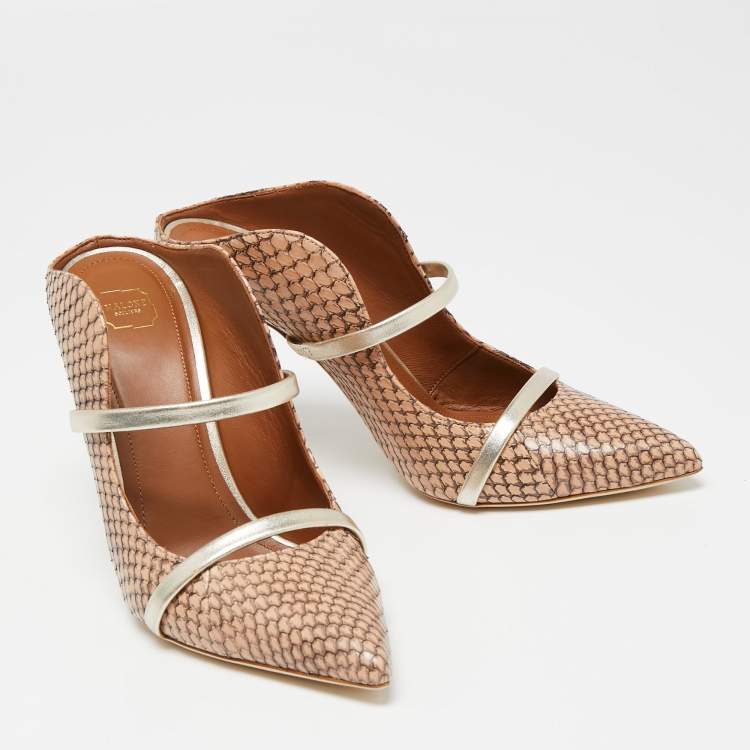 مملوكة مسبقًا Malone Souliers Beige/Gold Snakeskin Leather Maureen Pointed-Toe Mules Size 37.5