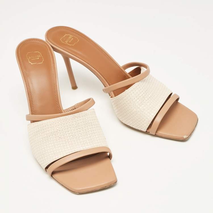 مملوكة مسبقًا Malone Souliers Beige Lamé Fabric and Leather Laney Slide Sandals Size 41