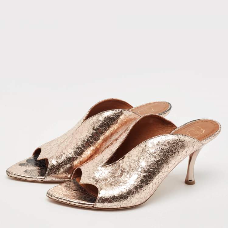Pre Owned Malone Souliers Gold Metalic Leather Mules Size 40