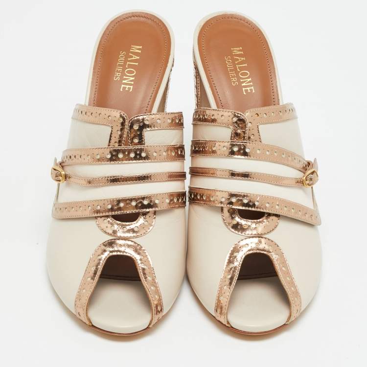 Pre Owned Malone Souliers Size 40 Cream/Gold Leather Peep Toe Mules