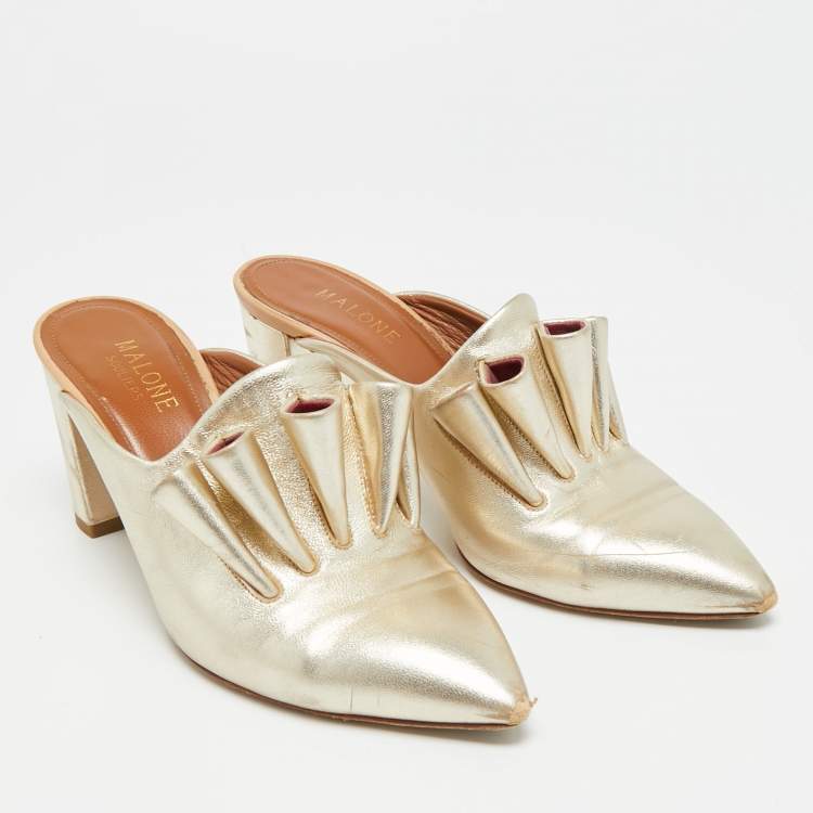 Pre Owned Malone Souliers Size 36 Gold Leather Block Heel Mules