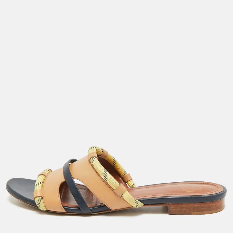 Pre Owned Malone Souliers Alexis Size 40 Beige/Navy Blue Canvas and Leather Flat Slides