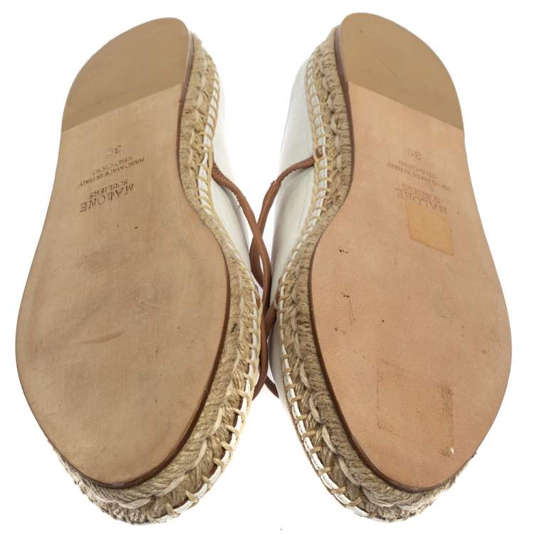 مملوكة مسبقًا Malone Souliers White/Beige Leather Sienna Flat Espadrille Mules Size 39