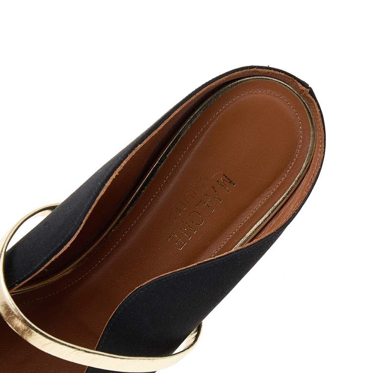 مملوكة مسبقًا Malone Souliers Black/Gold Satin And Leather Maureen Flat Sandals Size 39.5