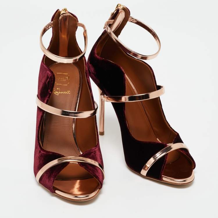 مملوكة مسبقًا Malone Souliers Burgundy/Metallic Rose Gold Velvet and Leather Mika Sandals Size 39