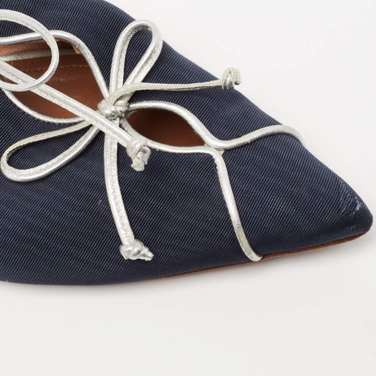 مملوكة مسبقًا Malone Souliers Navy Blue/Silver Canvas Maisie Sandals Size 38