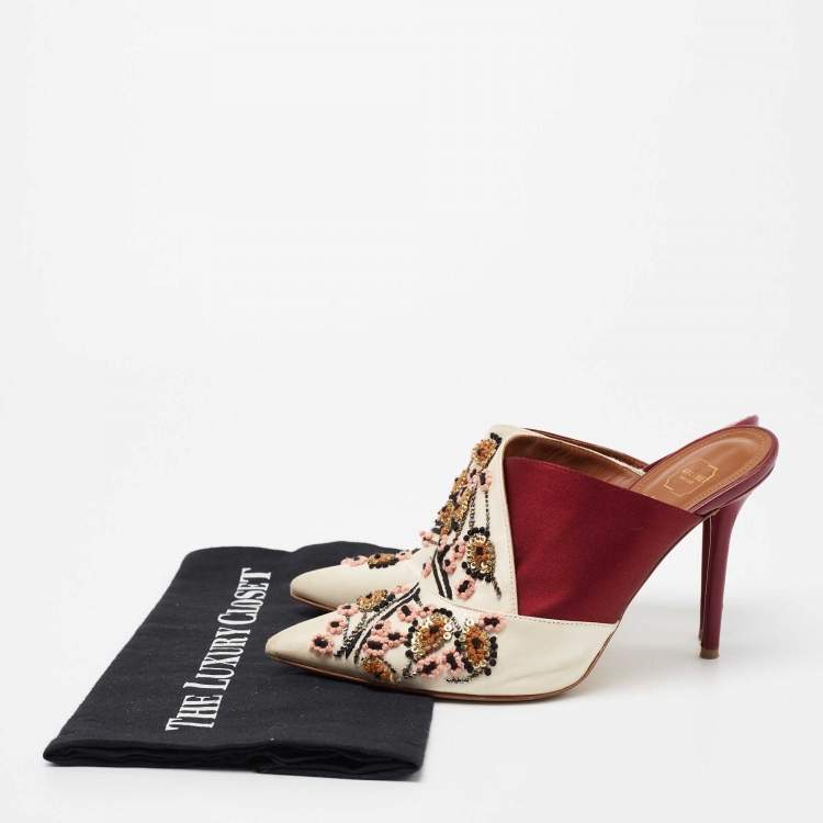 Pre Owned Malone Souliers Off White/Burgundy Satin Floral Embroidered Pointed Toe Mules Size 37