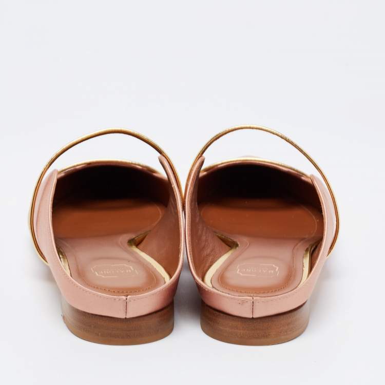 مملوكة مسبقًا Malone Souliers Beige/Gold Satin And Leather Maureen Mules Size 39