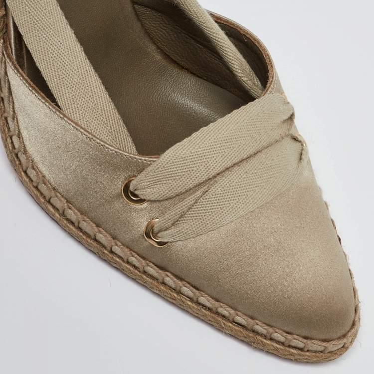 Pre Owned Castaner By Manolo Blahnik Beige Satin and Canvas Espadrille Ankle Tie Pumps Size 38