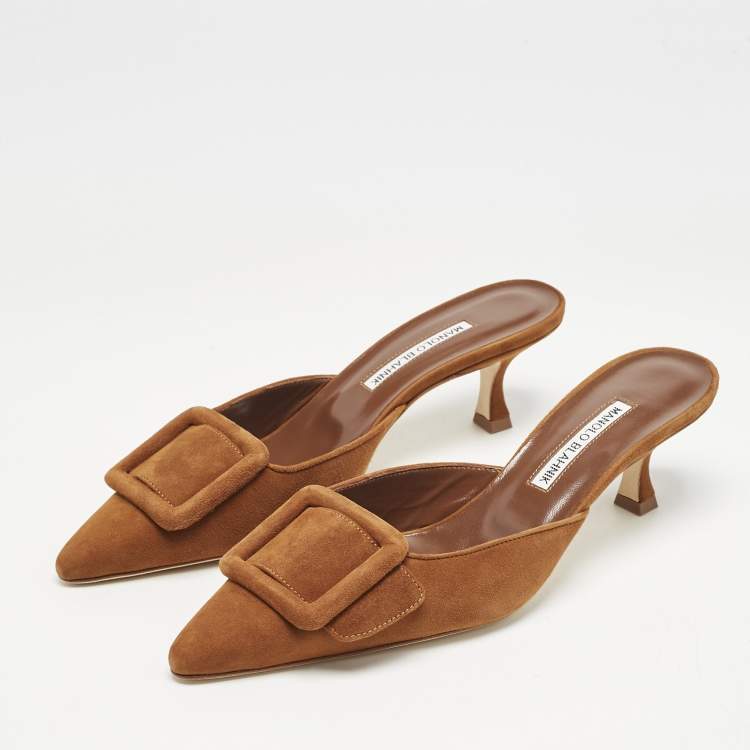 Pre Owned Manolo Blahnik Brown Suede Maysale Pointed Toe Mules Size 39