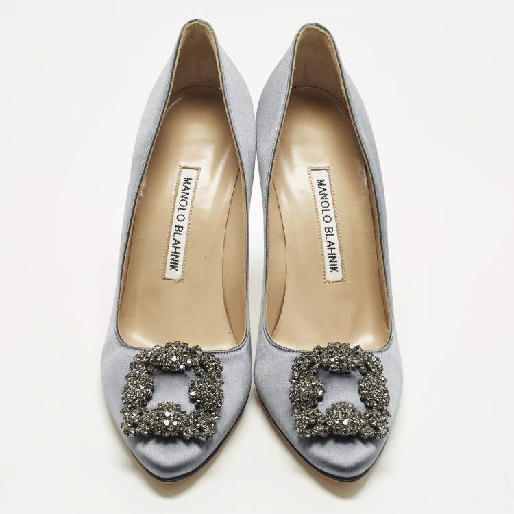 Pre Owned Manolo Blahnik Hangisi Size 37 Grey Satin Pumps