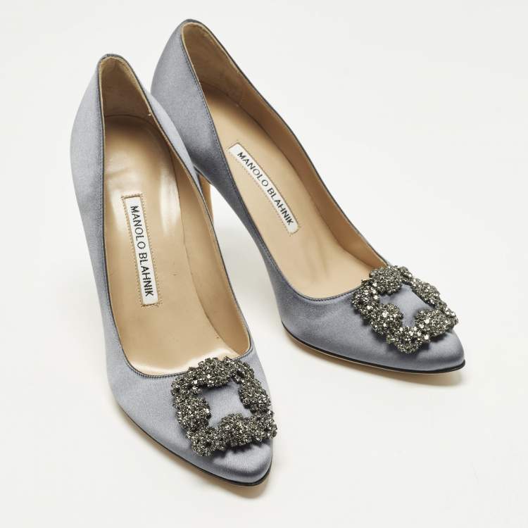 Pre Owned Manolo Blahnik Hangisi Size 37 Grey Satin Pumps