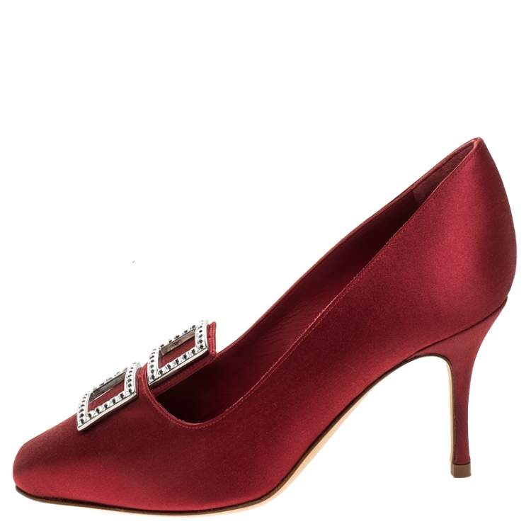 Pre Owned Manolo Blahnik Red Satin Crystal Embellished Pumps Size 37