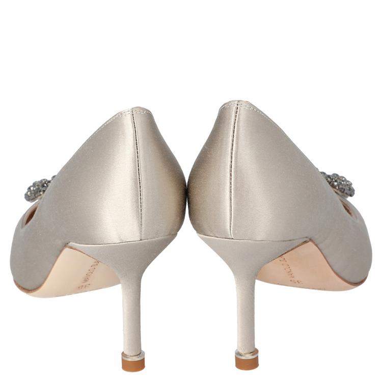 Pre Owned Manolo Blahnik Beige Satin Hangisi Crystal Embellished Pumps Size 37.5