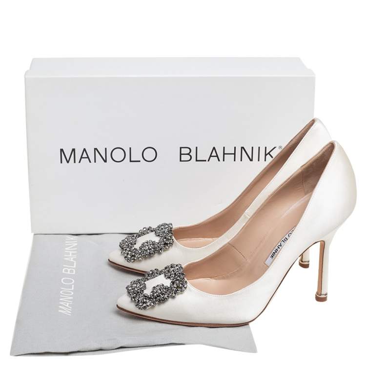 Pre Owned Manolo Blahnik White Satin Hangisi Pumps Size 35
