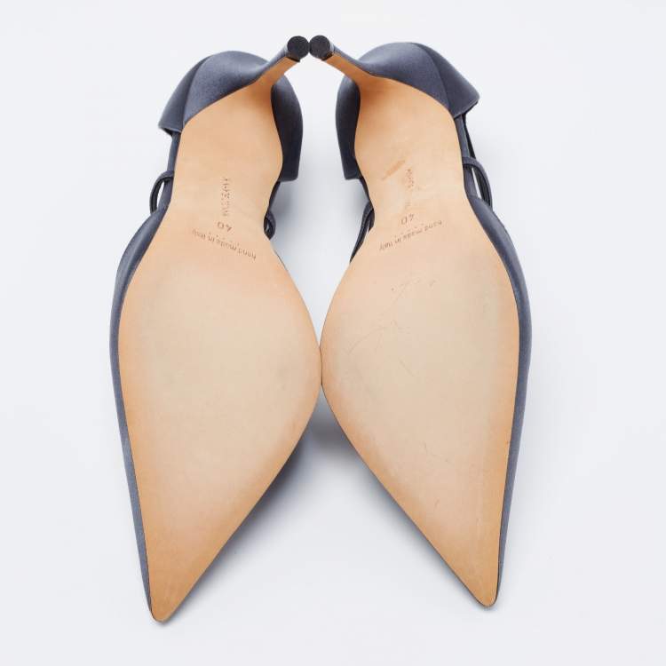 Pre Owned Manolo Blahnik Dark Grey Satin Lala Crystal Embellished Pointed Toe Pumps Size 40