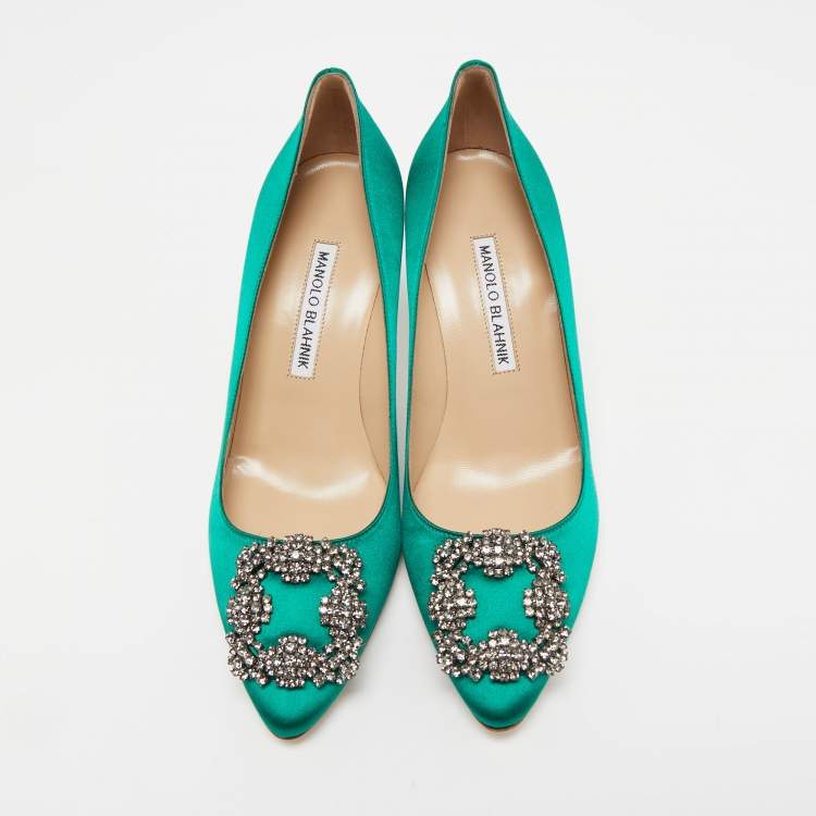 Pre Owned Manolo Blahnik Green Satin Hangisi Pumps Size 37.5