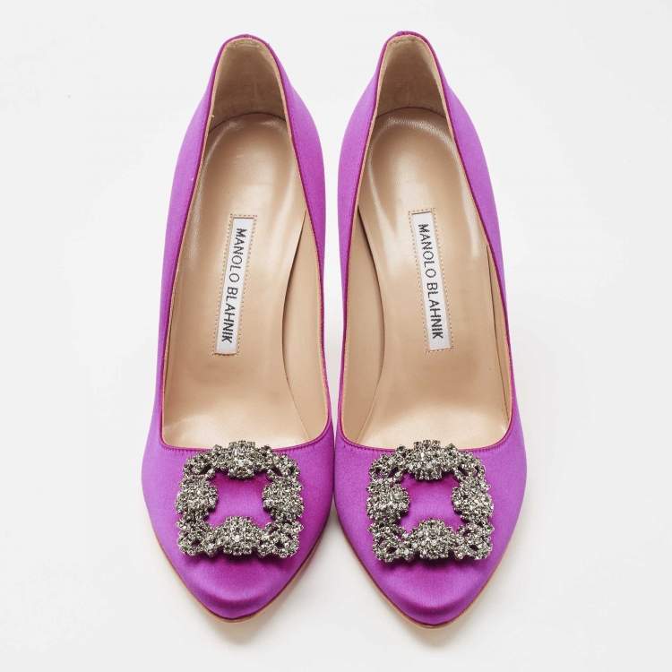 Pre Owned Manolo Blahnik Fuchsia Satin Hangisi Pumps Size 38.5