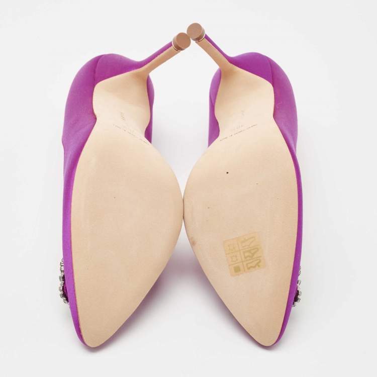 Pre Owned Manolo Blahnik Fuchsia Satin Hangisi Pumps Size 38.5