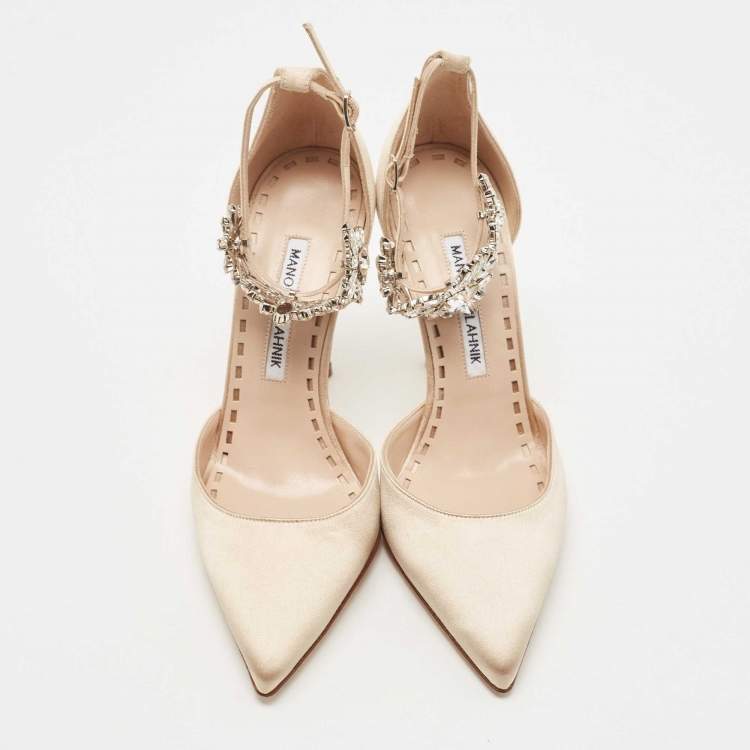 Pre Owned Manolo Blahnik Beige Satin Sicariata Pumps Size 36