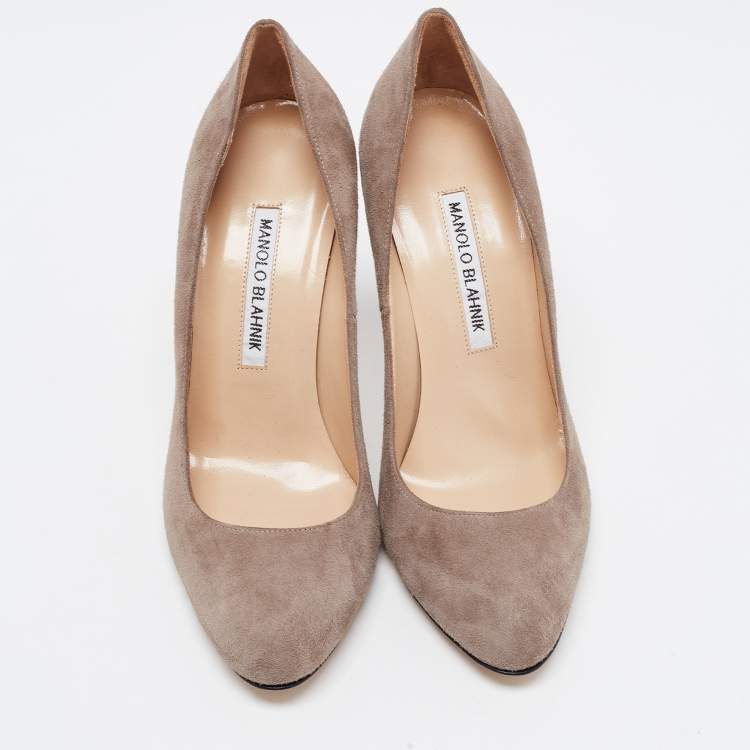 Pre Owned Manolo Blahnik Grey Suede Round Toe Pumps Size 36