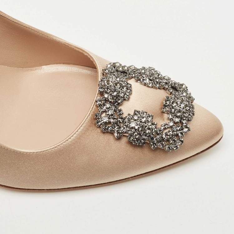 Pre Owned Manolo Blahnik Beige Satin Hangisi Pumps Size 39.5