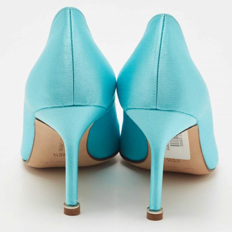 Pre Owned Manolo Blahnik Blue Satin Hangisi Pumps Size 35.5