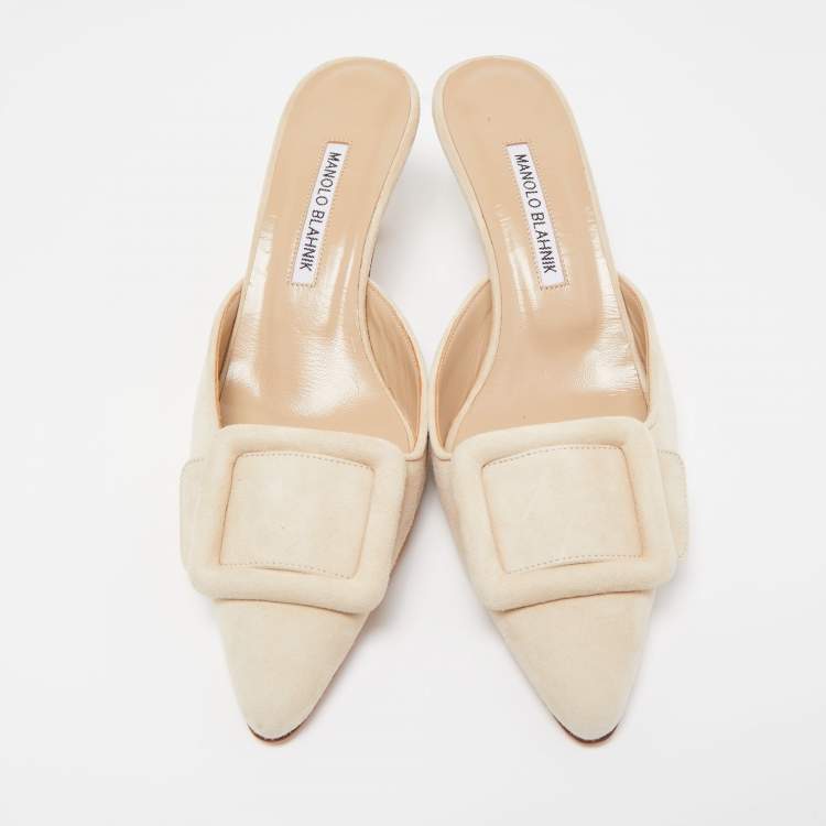 Pre Owned Manolo Blahnik Beige Suede Maysale Mules Size 38