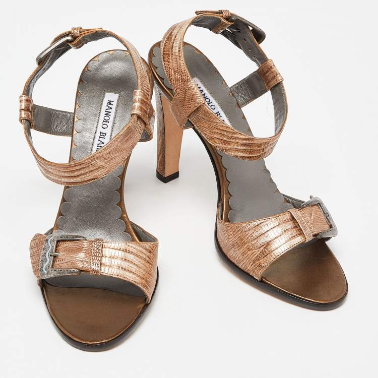 مملوكة مسبقًا Manolo Blahnik Two Tone Embossed Lizard Ankle Strap Sandals Size 38.5