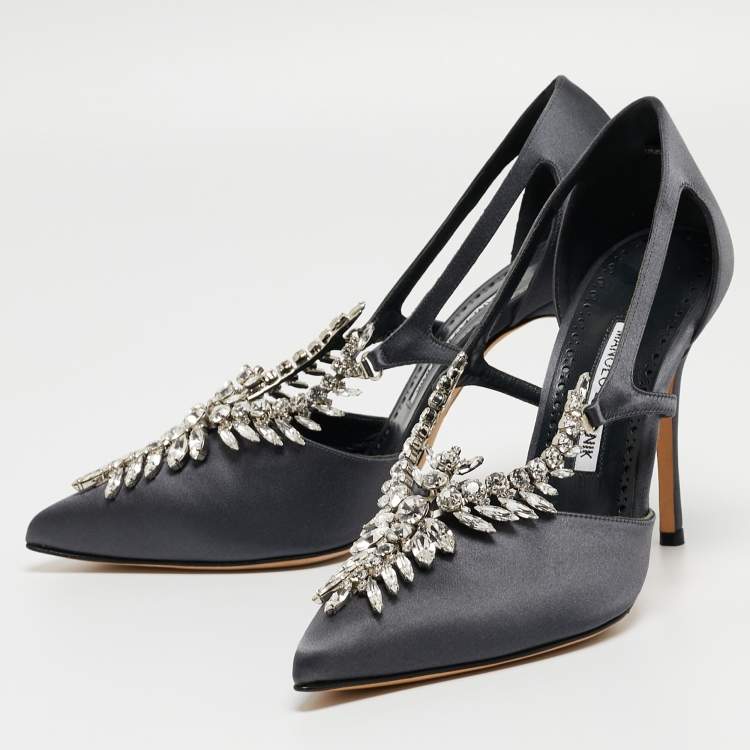 Pre Owned Manolo Blahnik Navy Blue Satin Lala Pumps Size 38.5 