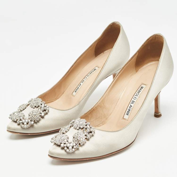 Pre Owned Manolo Blahnik Grey Satin Hangisi Crystal Embellished Pointed Toe Pumps Size 36.5