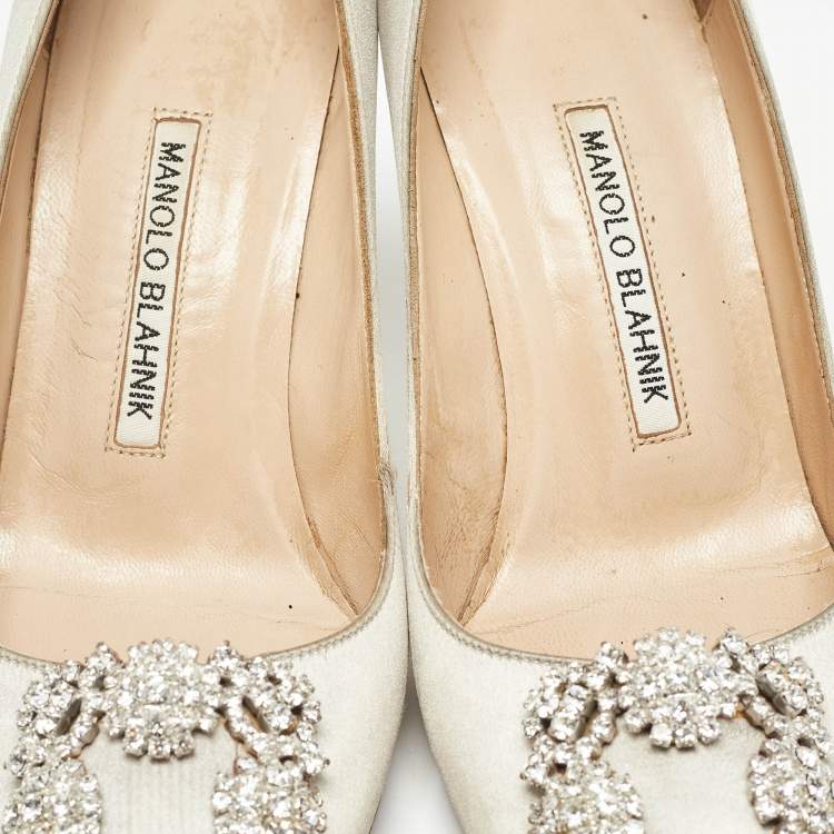 Pre Owned Manolo Blahnik Grey Satin Hangisi Crystal Embellished Pointed Toe Pumps Size 36.5