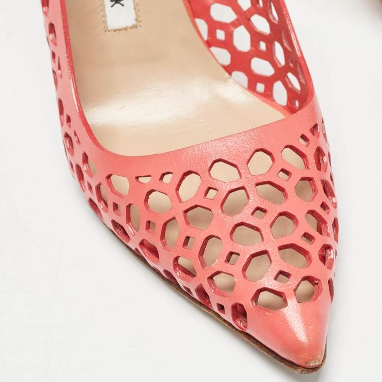 Pre Owned Manolo Blahnik Coral Pink Lasercut Leather BB Laserato Pumps Size 37