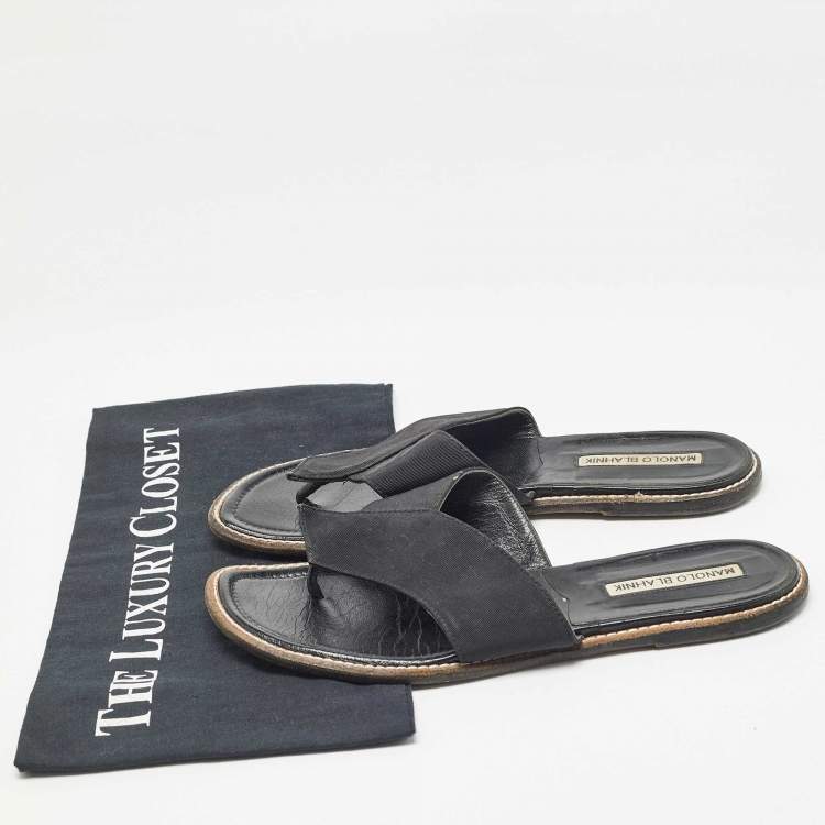 Pre Owned Manolo Blahnik Black Canvas Thong Flat Slides Size 37.5